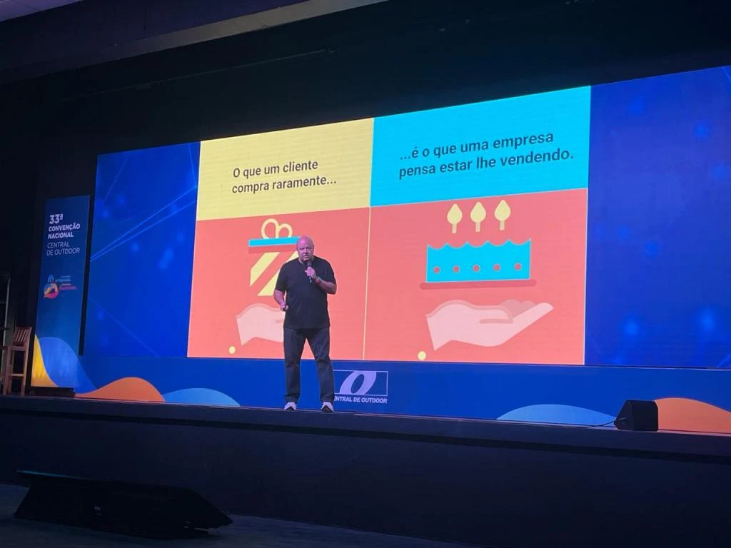 Como inovar ao colocar o cliente em foco é tema de palestra na Convenção Nacional Central de Outdoor