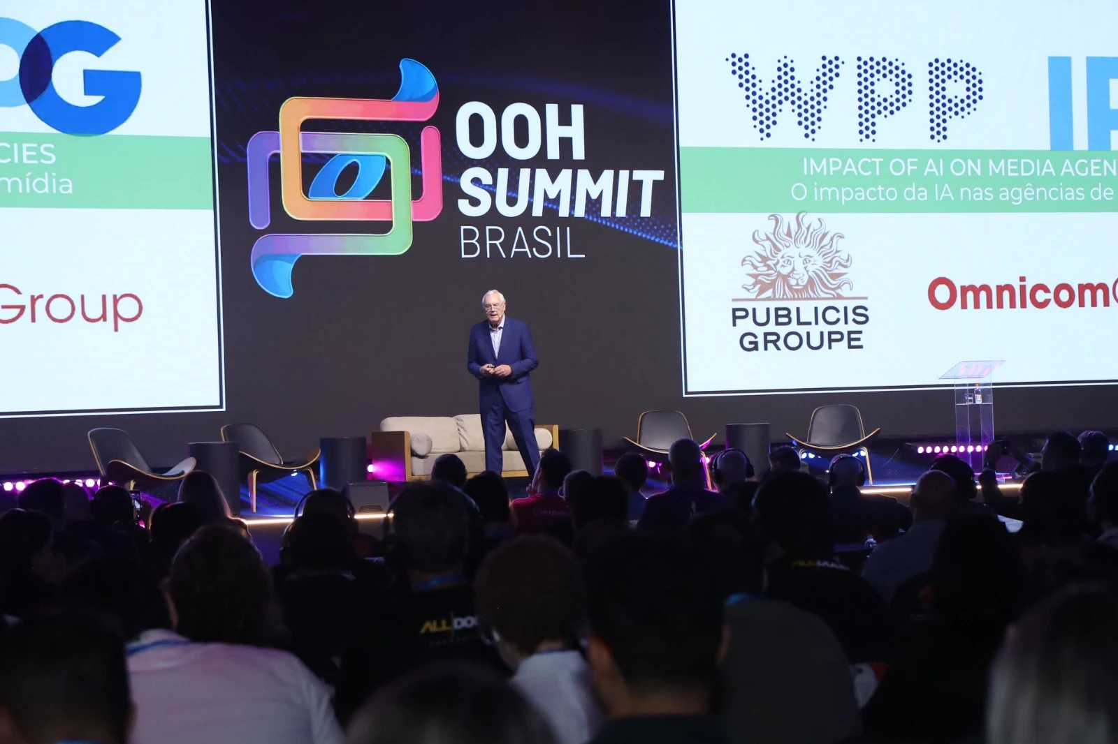 Com mil inscrições, OOH Summit abre primeiro dia com palestra de Tom Goddard e debate sobre autorregulação no setor
