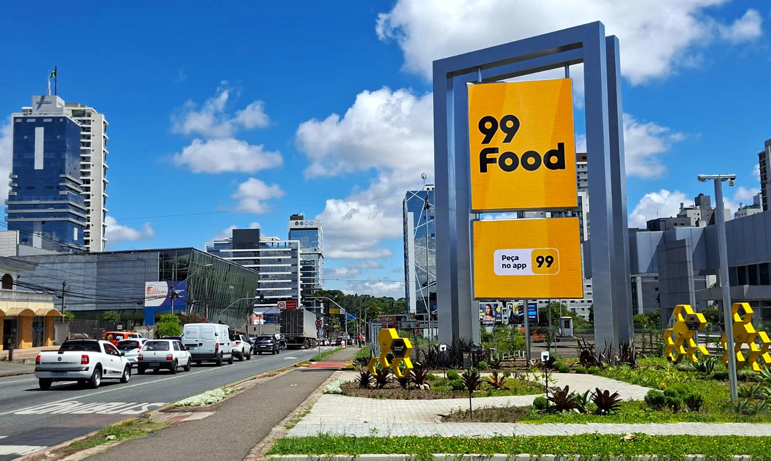 Favretto lança painel suspenso com apiário sustentável que une inovação, biodiversidade e sustentabilidade