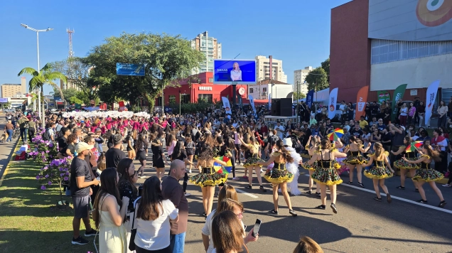 Favretto amplia operação exclusiva no maior festival de dança do mundo e fortalece conexões  entre marcas e público